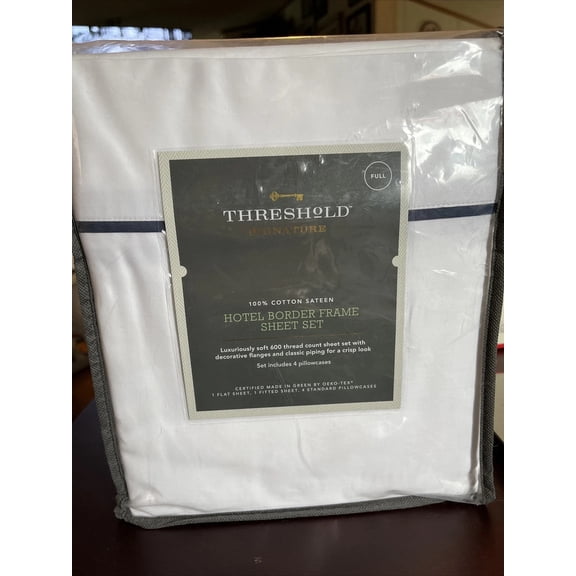 THRESHOLD SIGNATURE HOTEL BORDER FRAME SHEET SET FULL White W/ Indigo trim