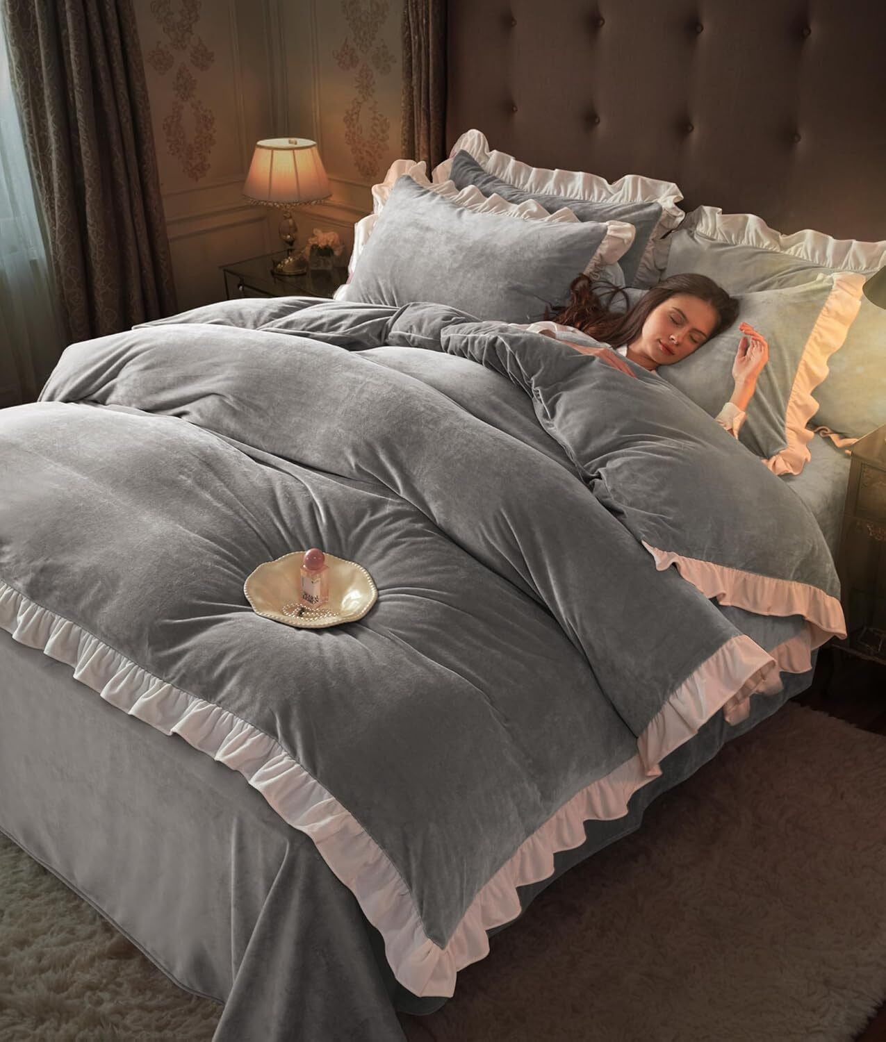 TOPCHANCES 3 Piece Duvet Cover Set, Soft Velvet Fabric Bedding Sets with Zipper Closure and 1 Pillowcase (Gray, Twin Size)