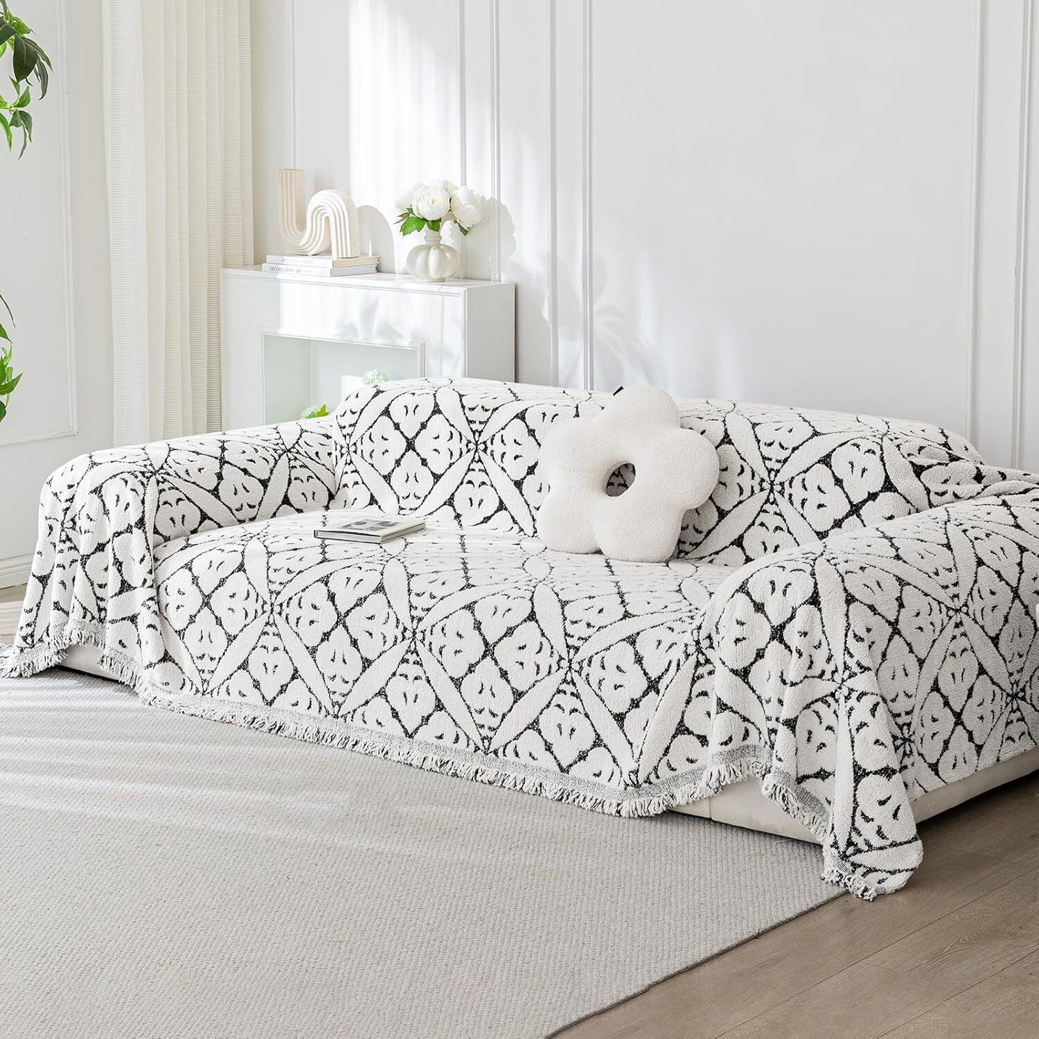 TOPCHANCES Chenille Couch Cover Sofa Slipcovers Towel Cover Couch Furniture Pet Protector Throws Blanket  (180*260cm, Black)