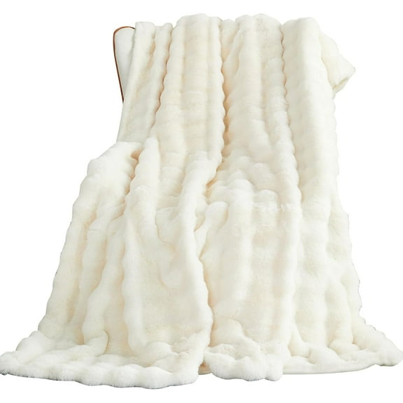 TOPCHANCES Faux Fur Throw Blankets, Soft Luxury Plush Blanket, Warm Fleece Throw Blanket for Bed Sofa Couch (White, 39*63in)