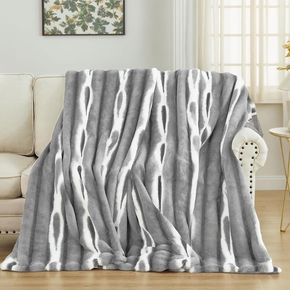 TOPCHANCES Plush Throw Blanket, Soft Fuzzy Throw Blankets, Reversible Bed Blanket for Bed Couch Travel (Gradient Light Gray, 39" x 63")