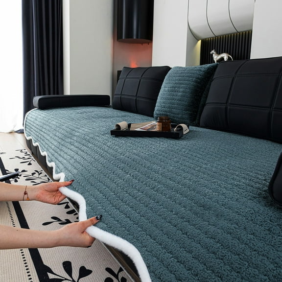 TOPCHANCES Soft Velvet Couch Covers, Fluffy Couch Slipcover for Dogs Cats, Non-Slip Sofa Protective Cover, Cozy Pets Bed Mat Furniture Protector (Dark Blue, 35.4x63 in)