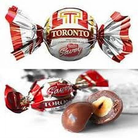 TORONTO Savoy. Milk Chocolate with hazelnut center. 14 Unit. 9 g each.