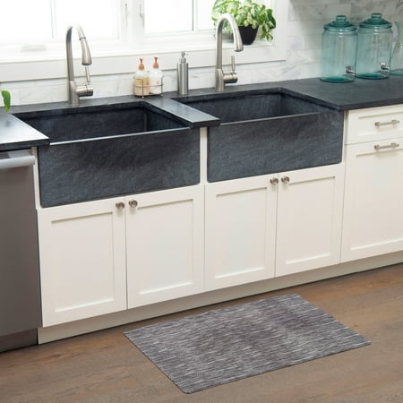 TOWN & COUNTRY BASICS Smooth Step Houndstooth Low Profile Utility Kitchen Mat, Machine Washable with Non-Slip Backing, Grey/Black, 24"x35"