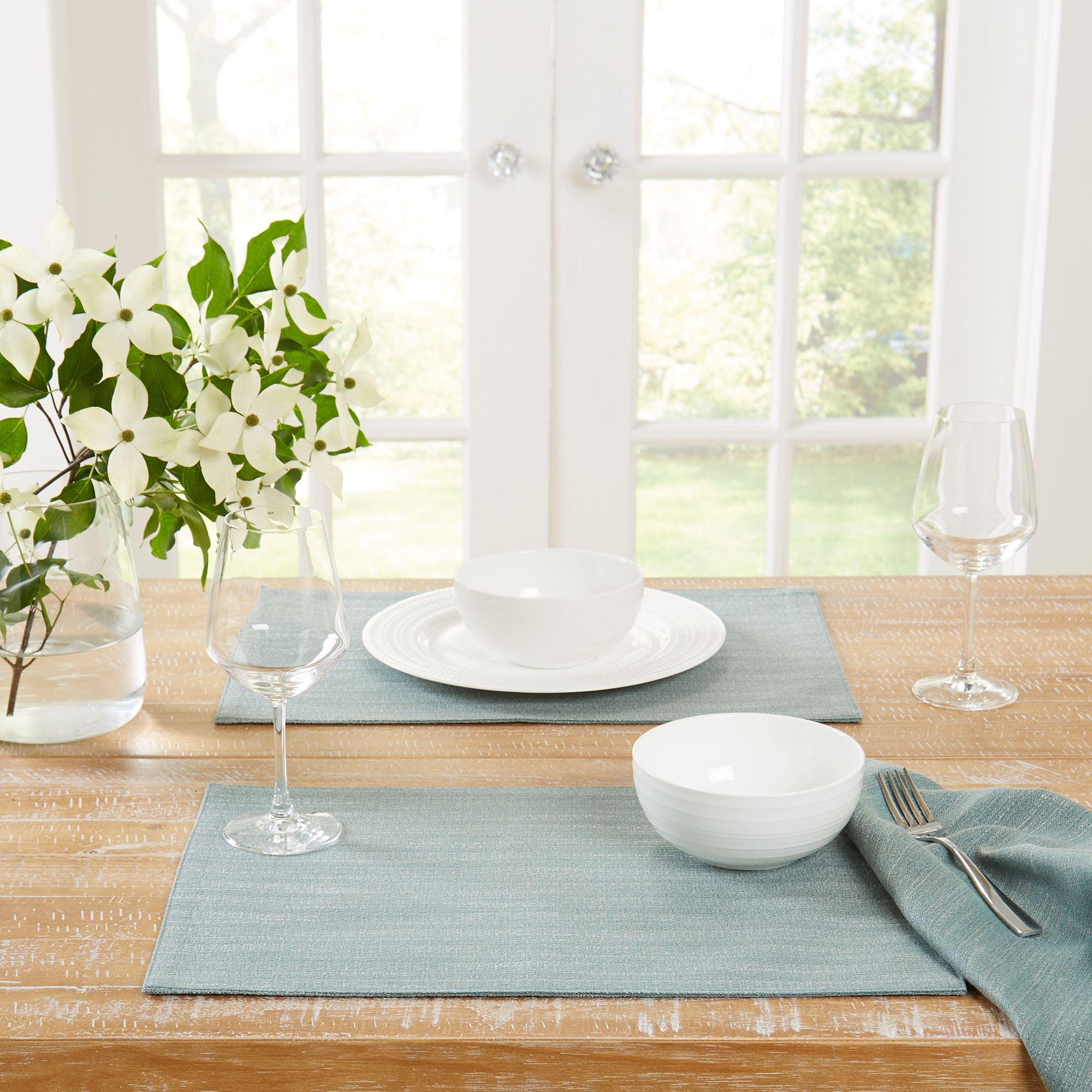 TOWN & COUNTRY LIVING Harper Stain and Water Resistant Reversible Placemat 4-Pack Set, Sagebrush Green, 13"x17.5"
