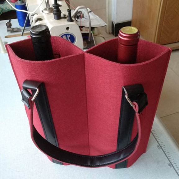 TOYMYTOY Red Felt Wine Handbag Strong Handle for Home Bar Use Multi-Bottle Carriers