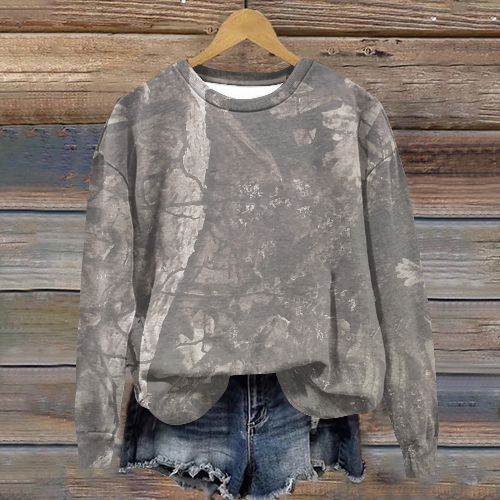 https://i5.walmartimages.com/seo/TQWQT-Women-s-Camo-Sweatshirt-Maple-Leaf-Print-Oversized-Long-Sleeve-Shirts-Fleece-Sweatshirts-Casual-Fall-Pullover-Tops-Gray-Medium_9e9c30f4-f9ec-4850-a34e-c7780714d468.0f8cd63b0c002c64bd62542c5135c437.jpeg