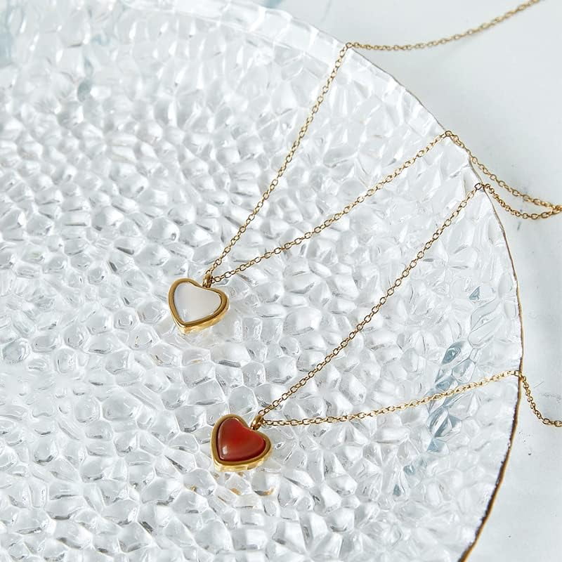 TRAHOO-Dainty Heart Gemstone Gold Pendant Necklace Healing Crystal Simple Carnelian Heart Charm Necklace Love Gifts for Women