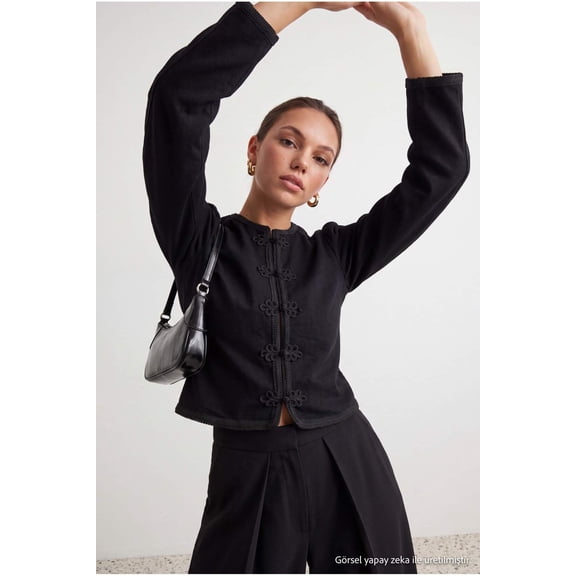 TRENDYOLMİLLA Women's Black Plain Long Fitted Jackets