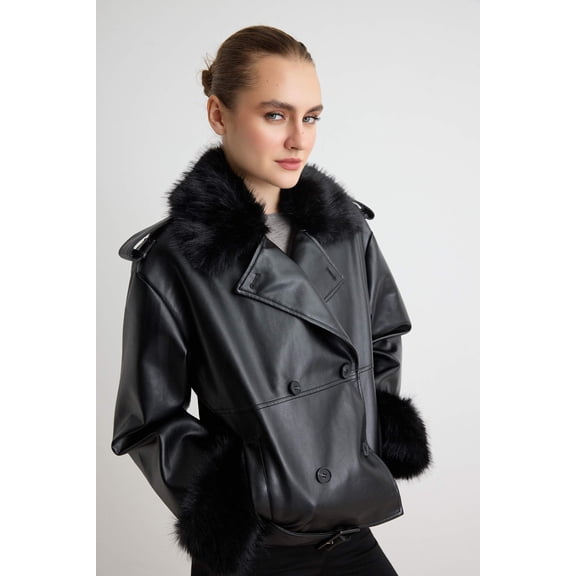 TRENDYOLMİLLA Women's Black Plain Oversize Winter Jackets