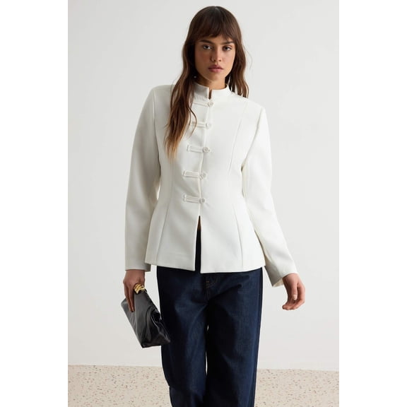 TRENDYOLMİLLA Women's White Plain Long Fitted Jackets