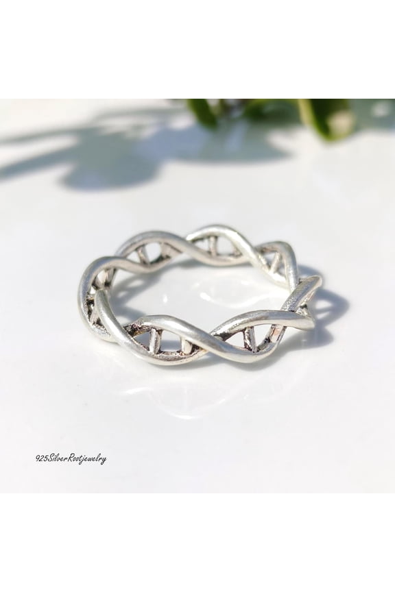 - DNA Helix Ring 925 Sterling Silver - Science Jewelry Gift for Biologist, Geneticist & Medical Professional with Oxidized Silver Finish