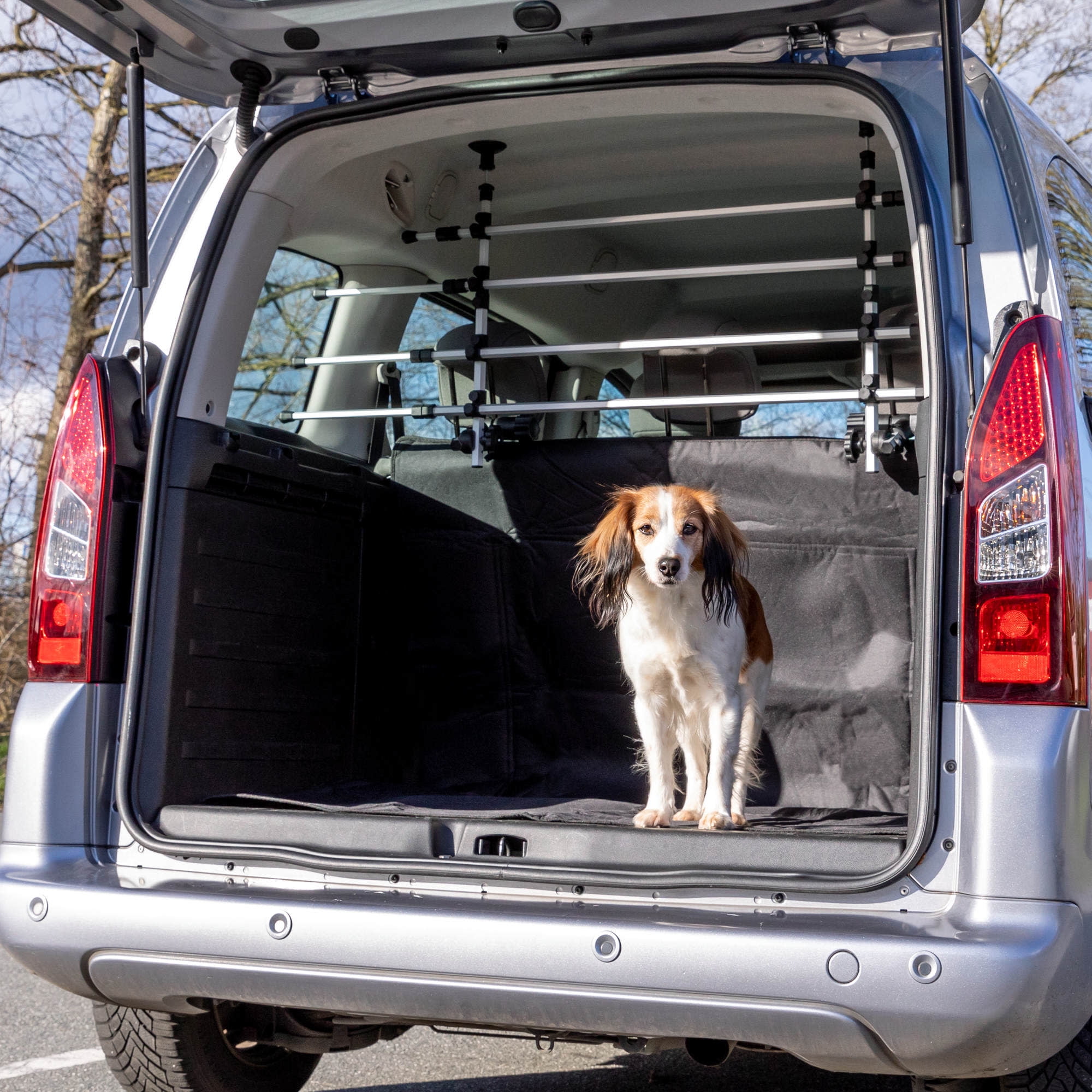 TRIXIE Adjustable Aluminum Grid Cargo Pet Barrier Adjustable