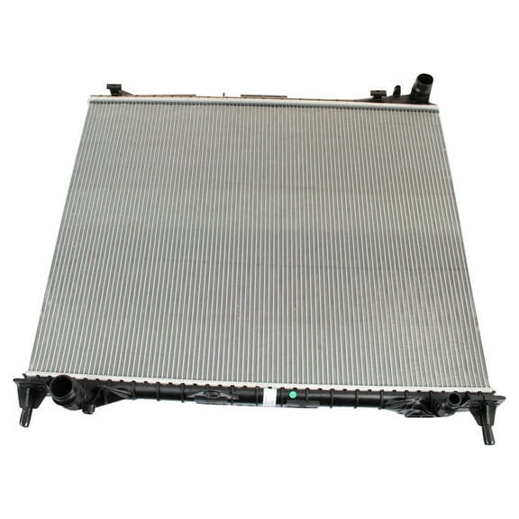 TRQ Radiator For 2017-2021 Land Rover Discovery 2014-2020 Range Rover Sport RDA83165
