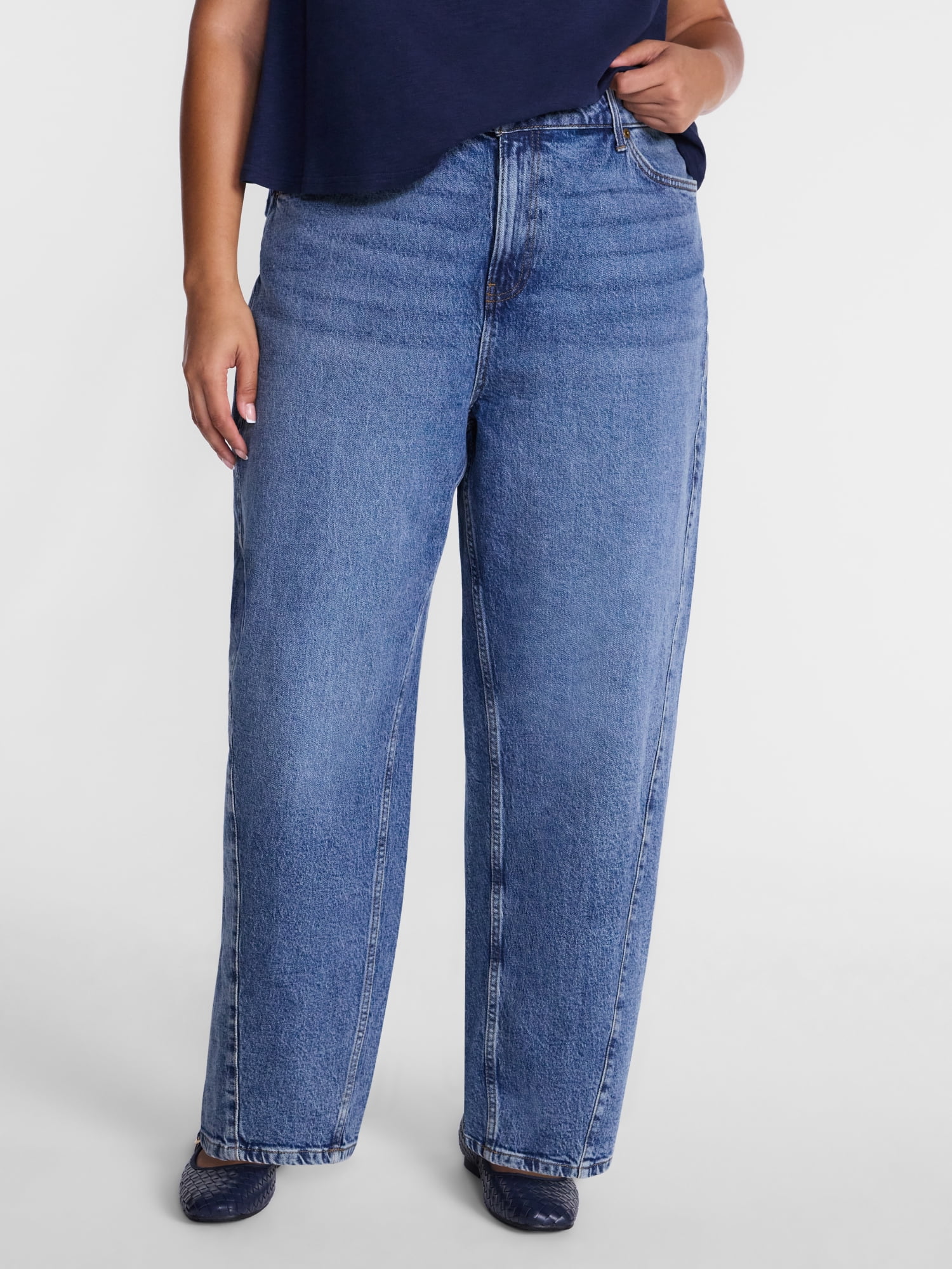 Terra & Sky Women's Plus Mid Rise Barrel Jeans, 30” Inseam, Sizes 16W-24W