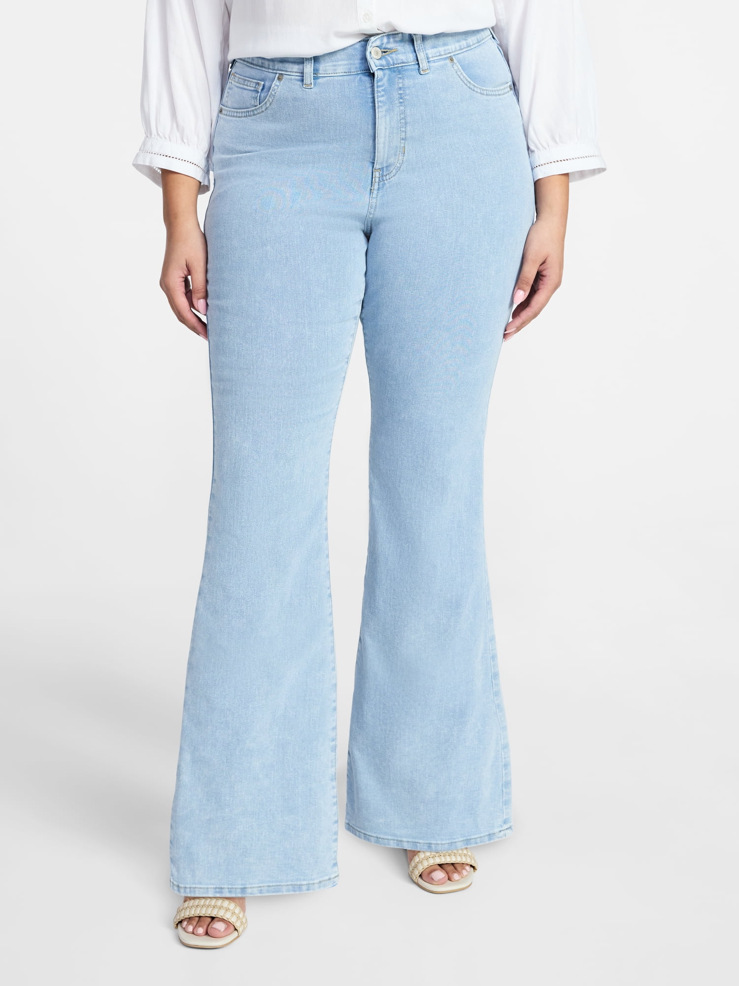 Terra & Sky Women's Plus Size Core Mid Rise Bootcut Jeans, Short and Regular Inseams, Sizes 16W-26W