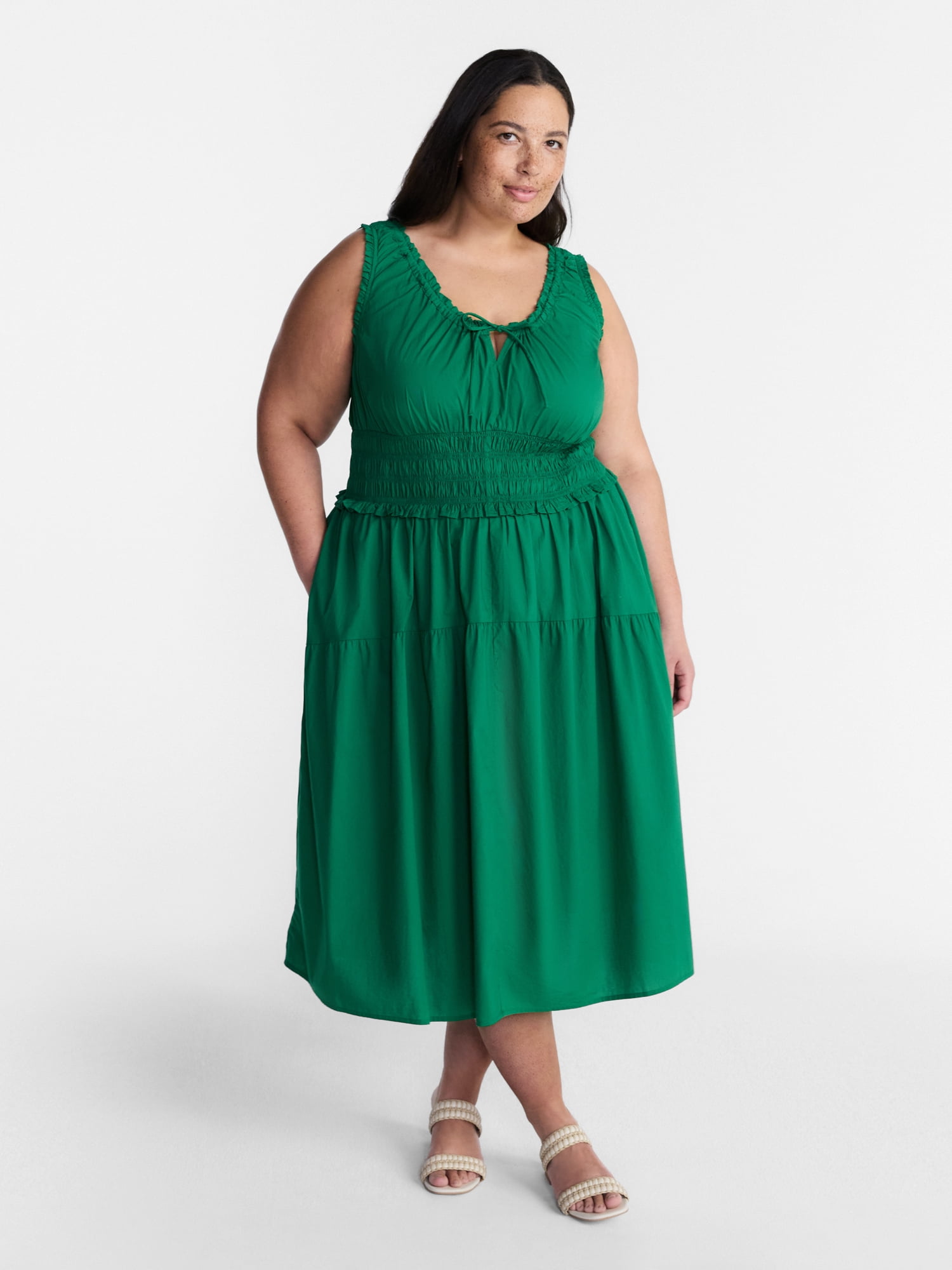 Terra & Sky Women’s Plus Sleeveless Smocked Dress, Sizes 0X-5X