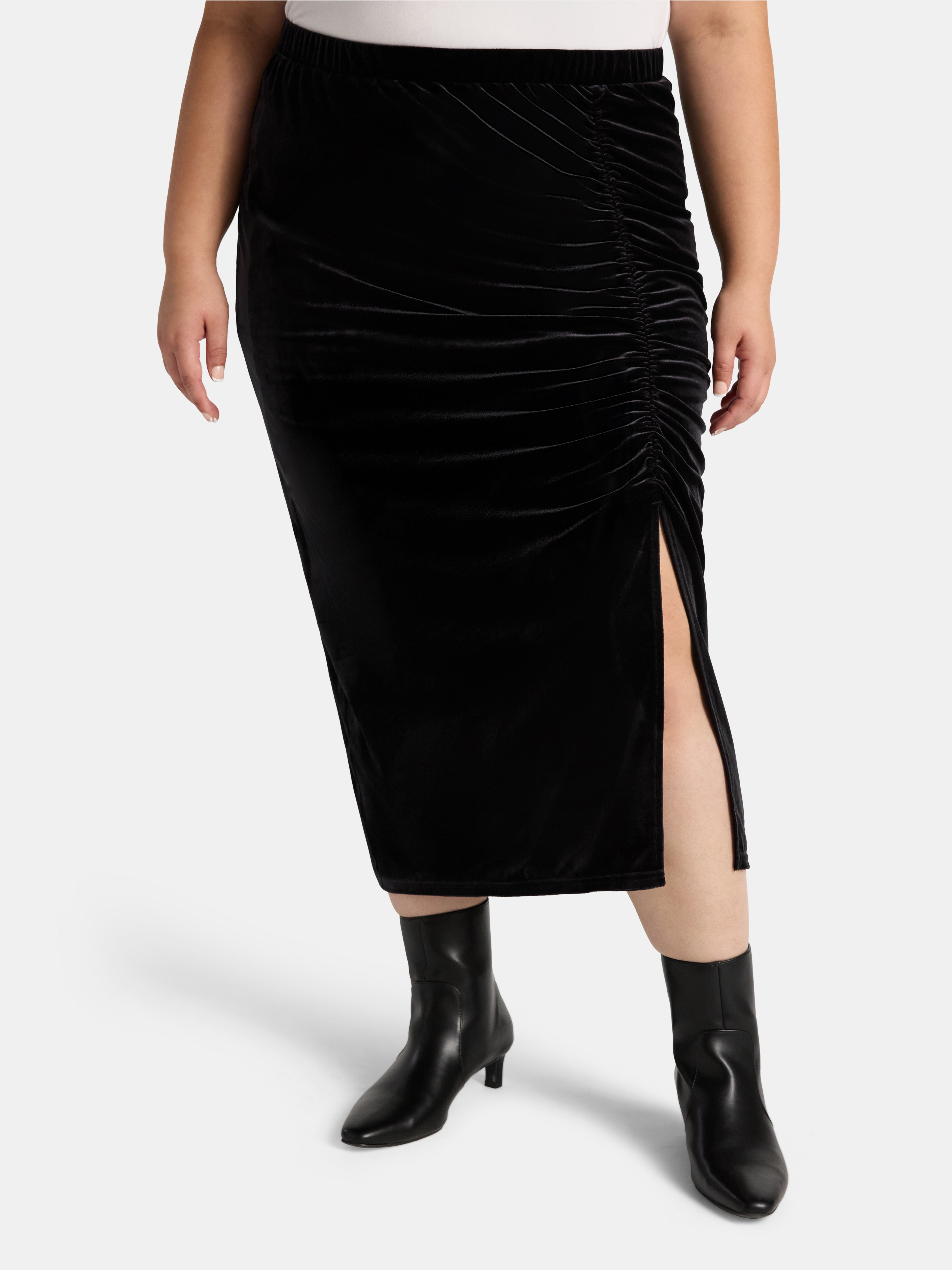 Terra & Sky Women's Plus Velvet Midi Skirt, Sizes 0X-5X