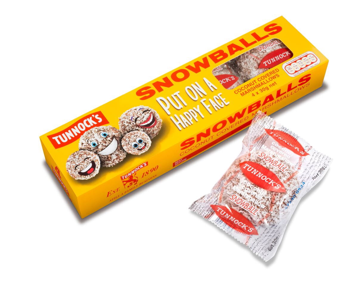 TUNNOCK’S SNOWBALLS – COCONUT COVERED MARSHMALLOW