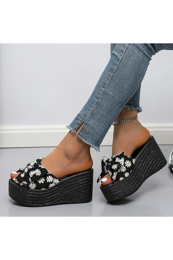 Slippers for Women, Women's Platform Sandals - Cute Water-Friendly Comfort Wedges for the Beach or Casual Wear Black