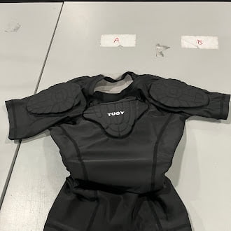 TUOY PADDED TSHIRT COMPRESSION SHORT SLEEVE - SIZE: YOUTH YM - BLACK/GRAY