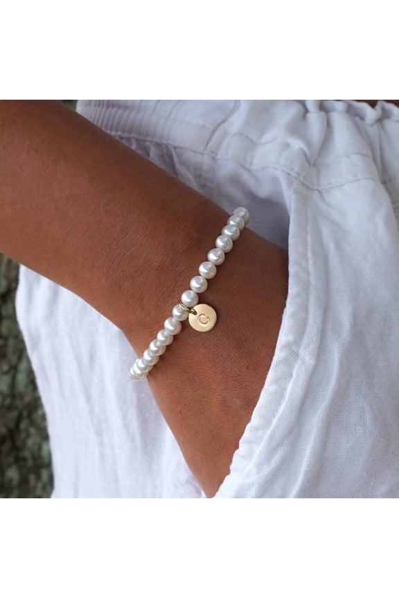 Pearl Initial Bracelet for Women Girls, Dainty Gold Letter Charm Pearl Beaded Bracelet Jewelry for Women Teen Girls