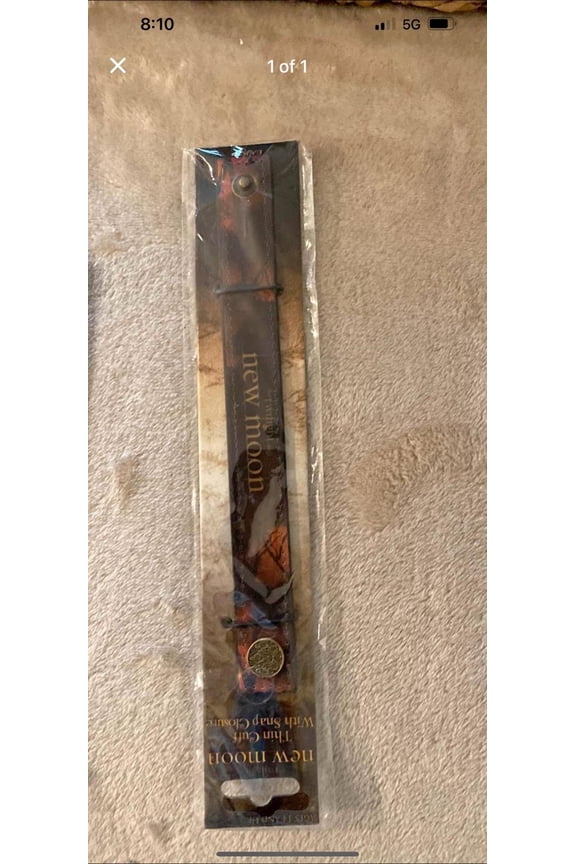 TWILIGHT NEW MOON LOGO - Thin Cuff Snap Bracelet New