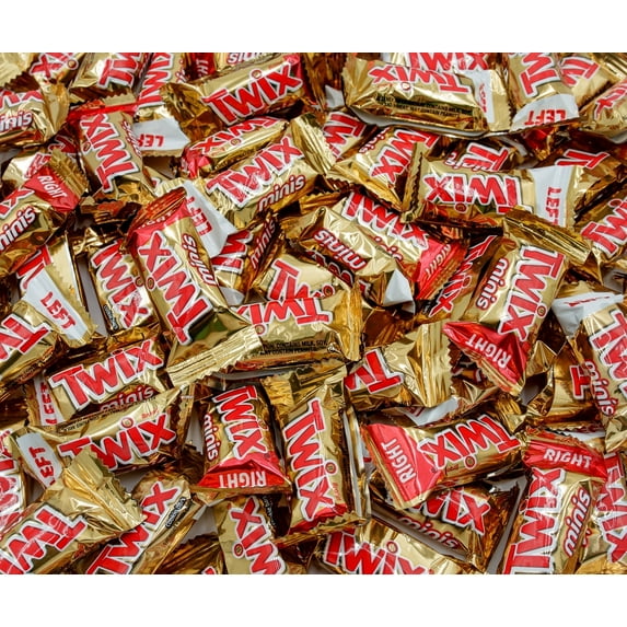 TWIX Caramel Minis Candy Bars 1 lb – Bulk Bag, Sweet Snacks, Crunchy Cookie & Delicious Caramel & Creamy Chocolate Flavors, Individually Wrapped (41 Pieces)