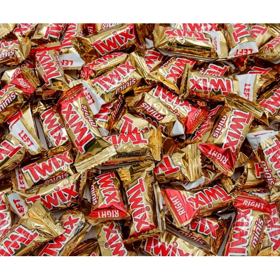 TWIX Caramel Minis Candy Bars 2 lb – Bulk Bag, Sweet Snacks, Crunchy Cookie & Delicious Caramel & Creamy Chocolate Flavors, Individually Wrapped (82 Pieces)