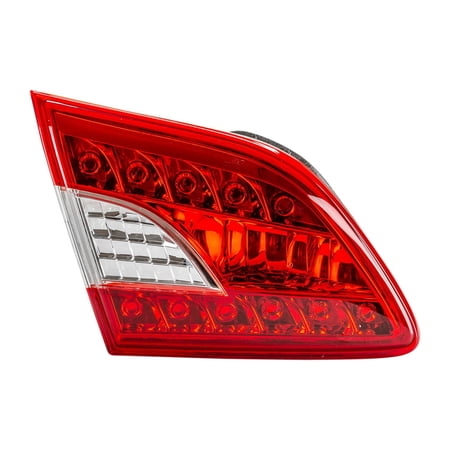 TYC 17-5408-00-9 for Nissan Sentra Replacement Reflex Reflector