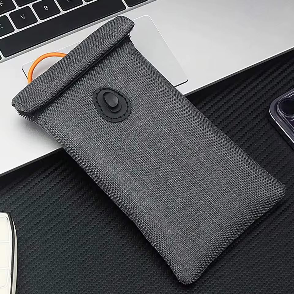 TYPPKMM Remote Contro Shielding Signal Blocking Bag Grey