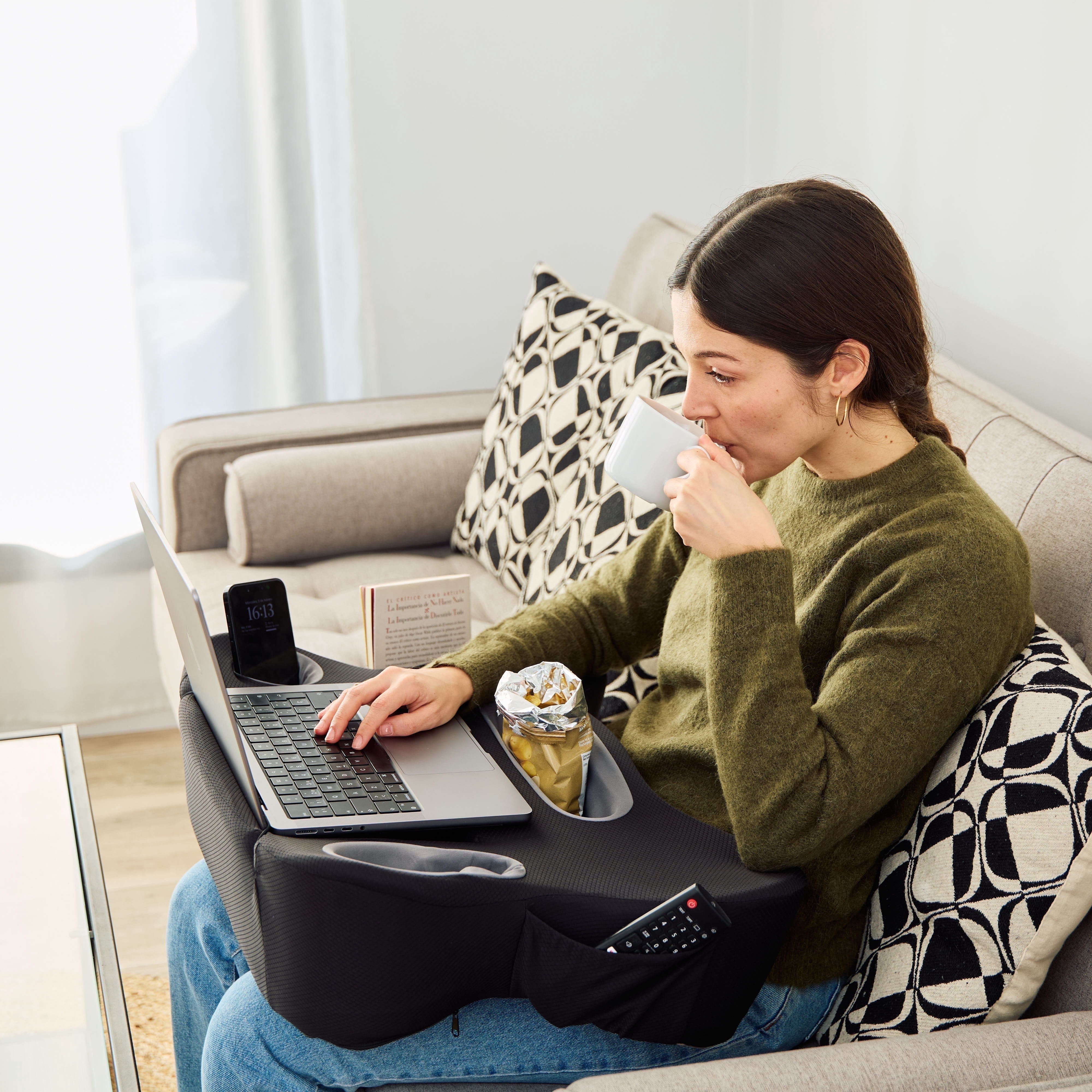 TabCouchCaddy Lap Desk Pillow - Cushioned Lap Pillow for Reading, Gaming, Work & Travel, Soft & Portable Laptop Desk for Bed, Couch, Ergonomic Support for Laptops & Tablets (Black)