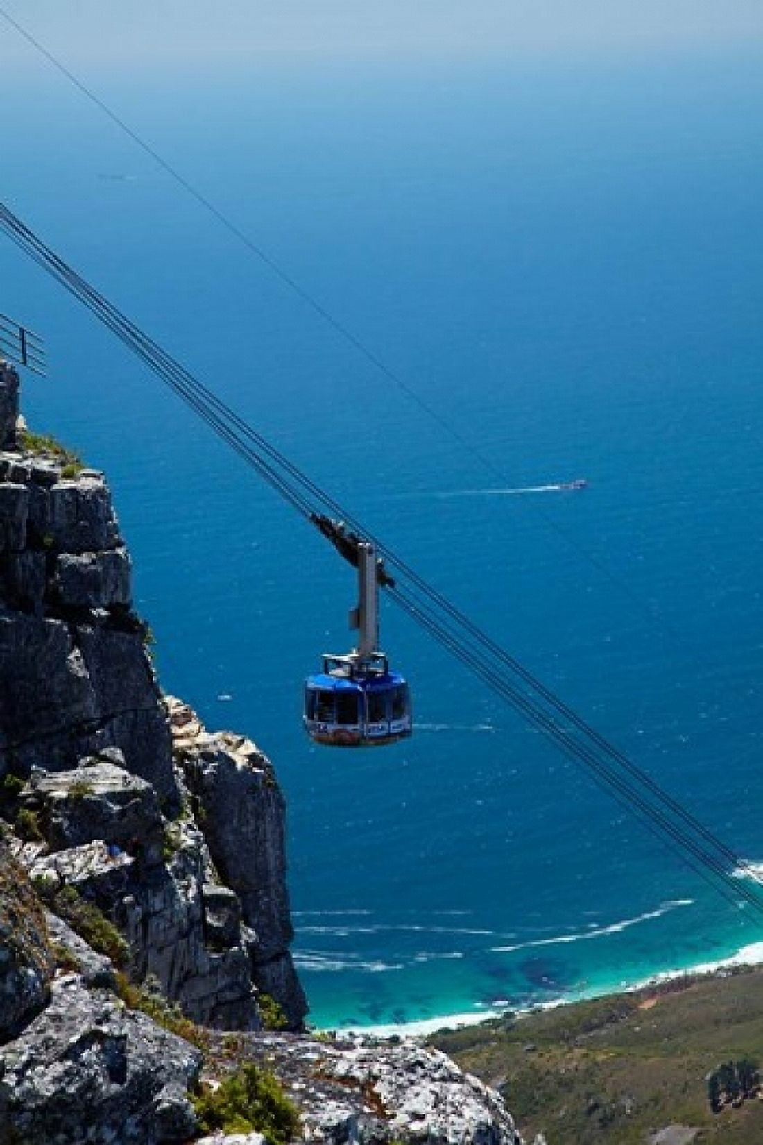Table Mountain Aerial Cableway Cape Town South Africa Canvas Art - David Wall DanitaDelimont (18 x 24)