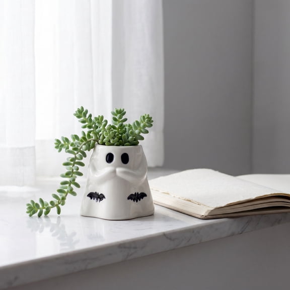Tabletop Indoor Decor, 3 Pack Ghost Ceramic Small Pots with Lovely Facial Features Halloween Shaped Mini ers