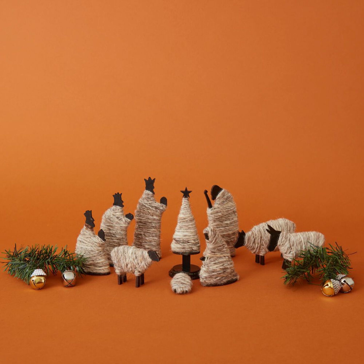 Tabletop Indoor Wood  Wool Nativity Scene Set