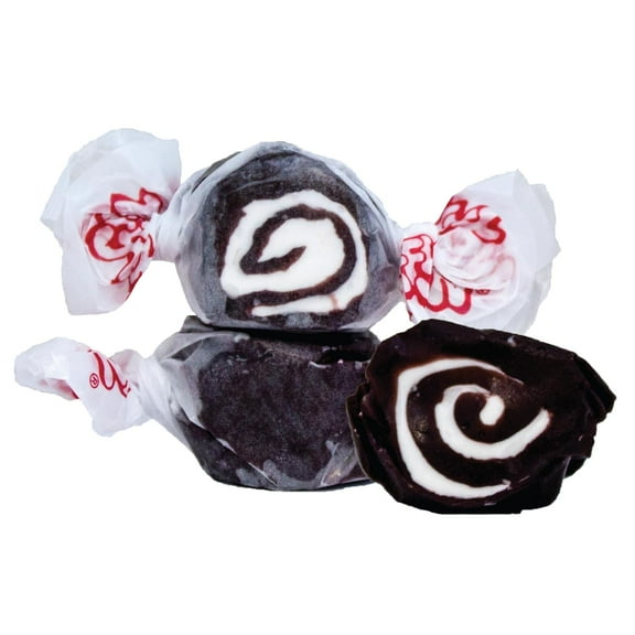 Taffy Town Salt Water Taffy | Individually Wrapped Candy | Bulk Treat | Licorice Swirls, 2.5Ibs