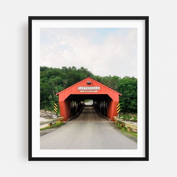 Taftsville Covered Bridge 01 - Woodstock Vermont Photography Bridge Architecture Rural Rustic Scenic Travel Poster Black Framed Wall Art Print 11 x 14 inches