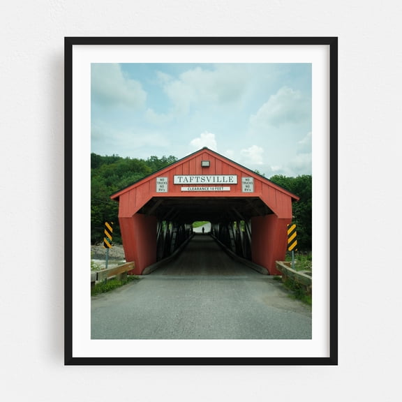 Taftsville Covered Bridge, Woodstock - Woodstock Vermont Photography Bridge Rustic Architecture Travel Poster Rural Scenic Landscape Black Framed Wall Art Print 6 x 8 inches