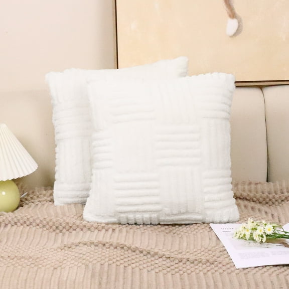 Taibuwu Fluffy Throw Pillow Covers 18x18 inch Set of 2 Textured Pillow Cases Plush Velvet Decorative Cushion Covers for Sofa Bed