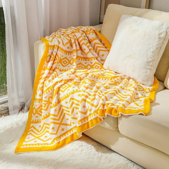 Taibuwu Home Chenille Jacquard Woven Throw Blanket for Couch, Retro Decorative Boho Design, Soft Cozy Blanket for Chair Sofa Bed Outdoor in Spring 51"x63"