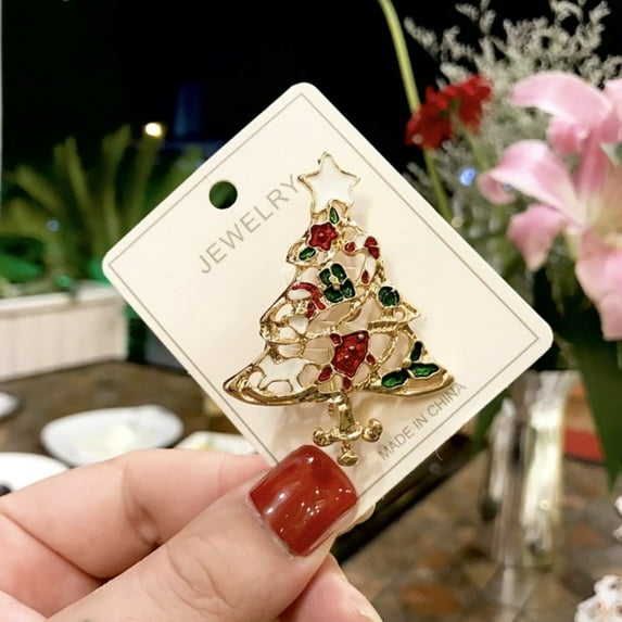 Taicans Personalized Christmas Badge Pin - Santa Reindeer & Snowflake Design (Enamel & Gold-Tone) - Holiday Party Pins for Winter Wear with Secure Clasp - Festive Brooch for Women Men Kids