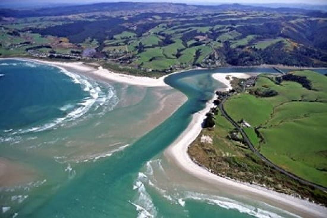 Taieri Mouth South of Dunedin New Zealand Canvas Art - David Wall DanitaDelimont (18 x 12)