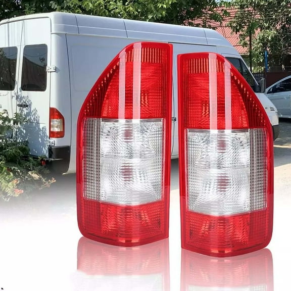Tail Light For 2003-2006 Dodge Sprinter 2500 & 3500 Left Right Halogen w/o bulbs