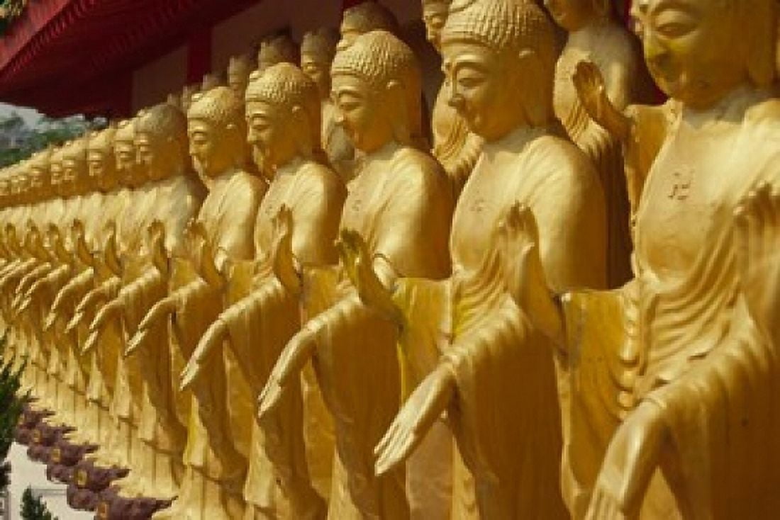 Taiwan Foukuangshan Temple Standing gold-colored Buddha statues at a Buddhist shrine Canvas Art - Jaynes Gallery DanitaDelimont (30 x 20)