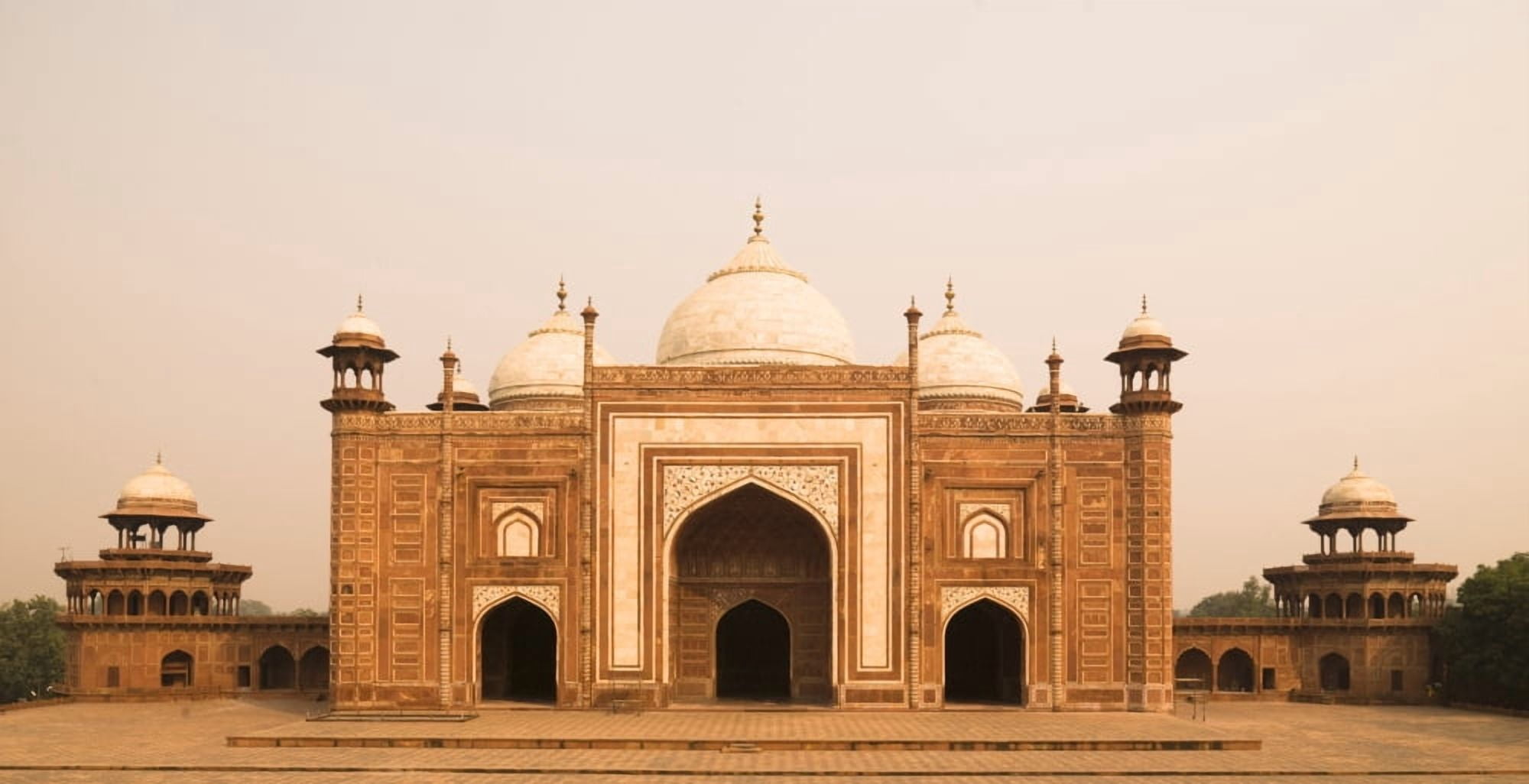 Taj Mahal Agra India Canvas Art - Keith Levit Design Pics (21 x 11)