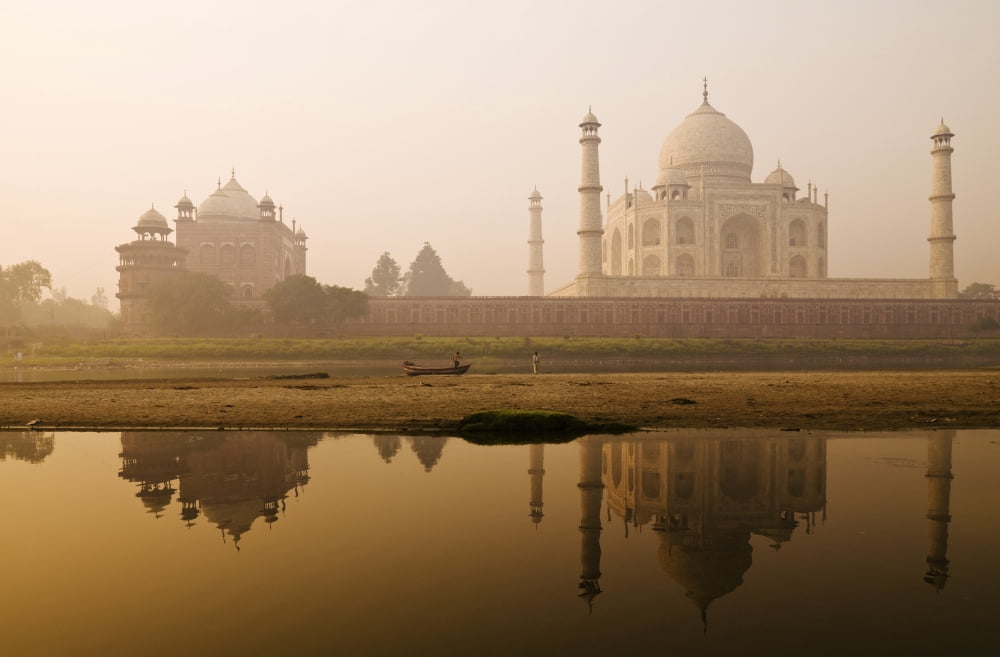 Taj Mahal In Early Morning Agra India Canvas Art - Keith Levit Design Pics (18 x 11)