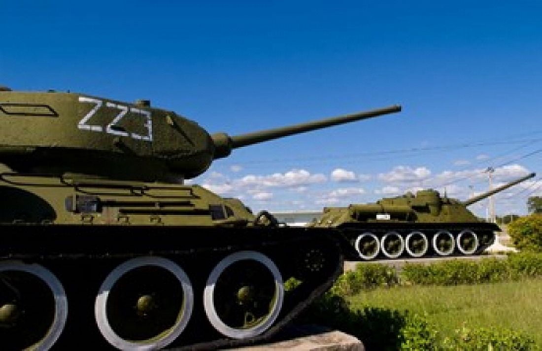 Tanks Museum of Playa Giron war Bay of Pigs Cuba Canvas Art - Bill Bachmann DanitaDelimont (34 x 22)