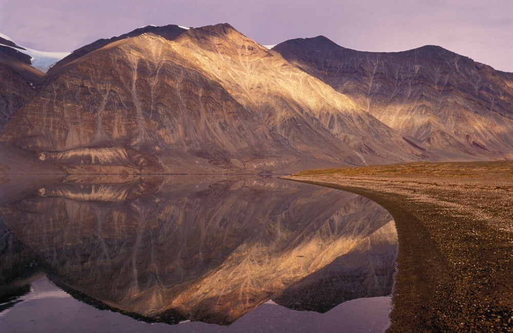 Tanquary Fiord Quttinirpaaq National Park Ellesmere Island Nunavut Canvas Art - Jerry Kobalenko Design Pics (18 x 11)