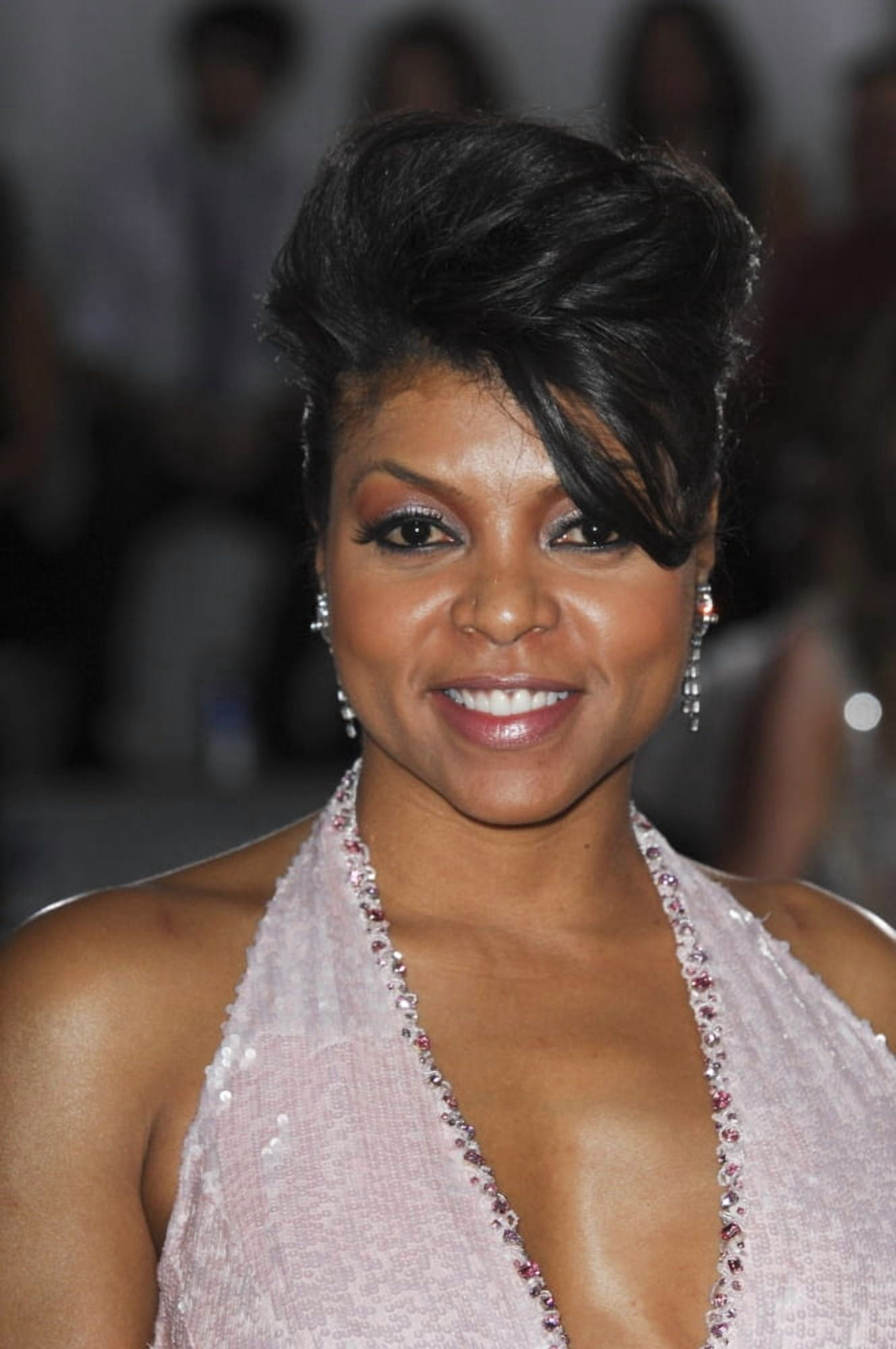 Taraji Henson At Arrivals For The 54Th Annual Grammy Awards - Arrivals Canvas Art - (16 x 20)