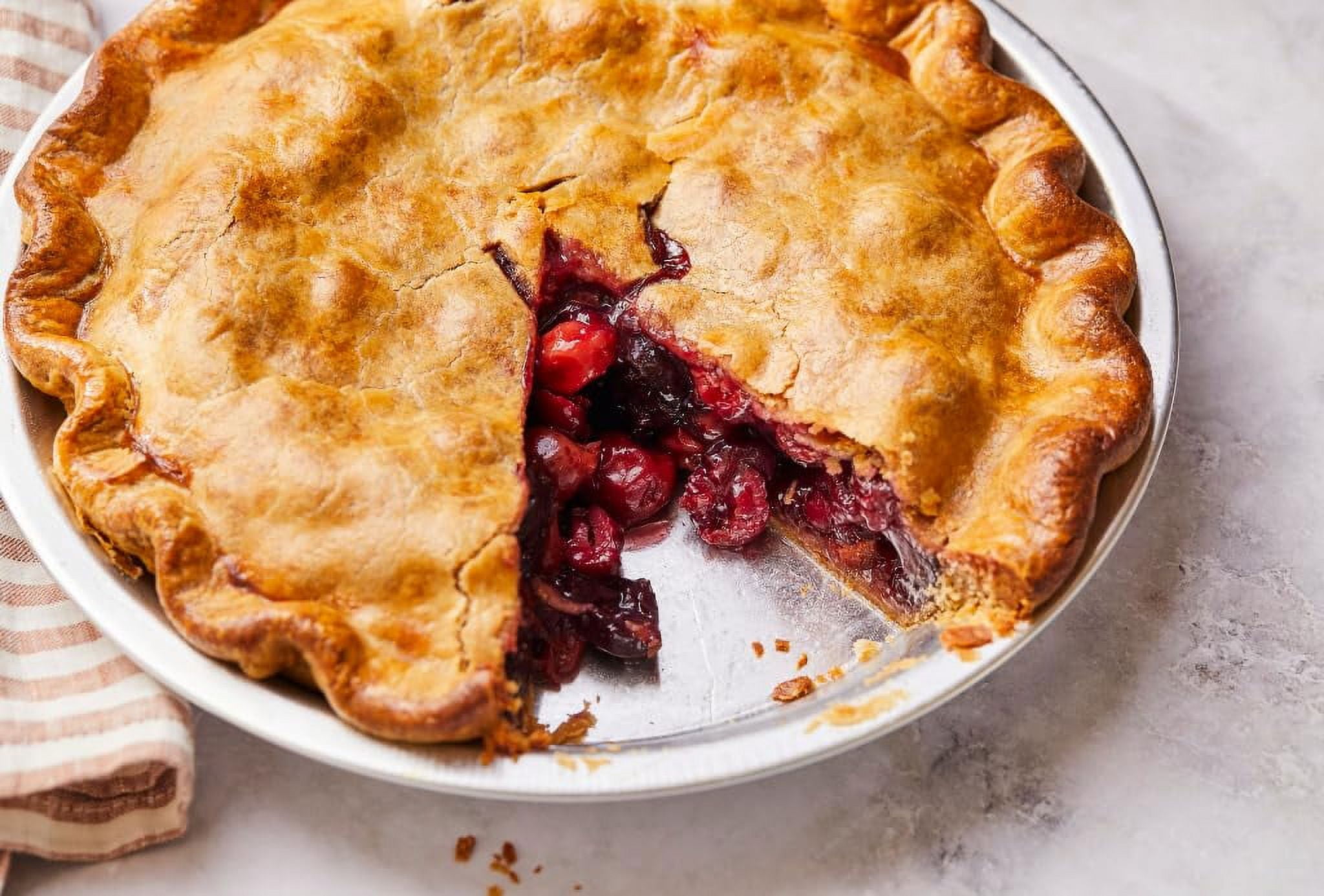 Tart Cherry Pie, Frozen in Reusable 9Inch Deep Dish Pie Pan
